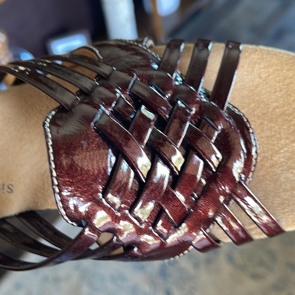 Softspots Shoe 9N Leather Brown/Bronze in color - Picture 5 of 8